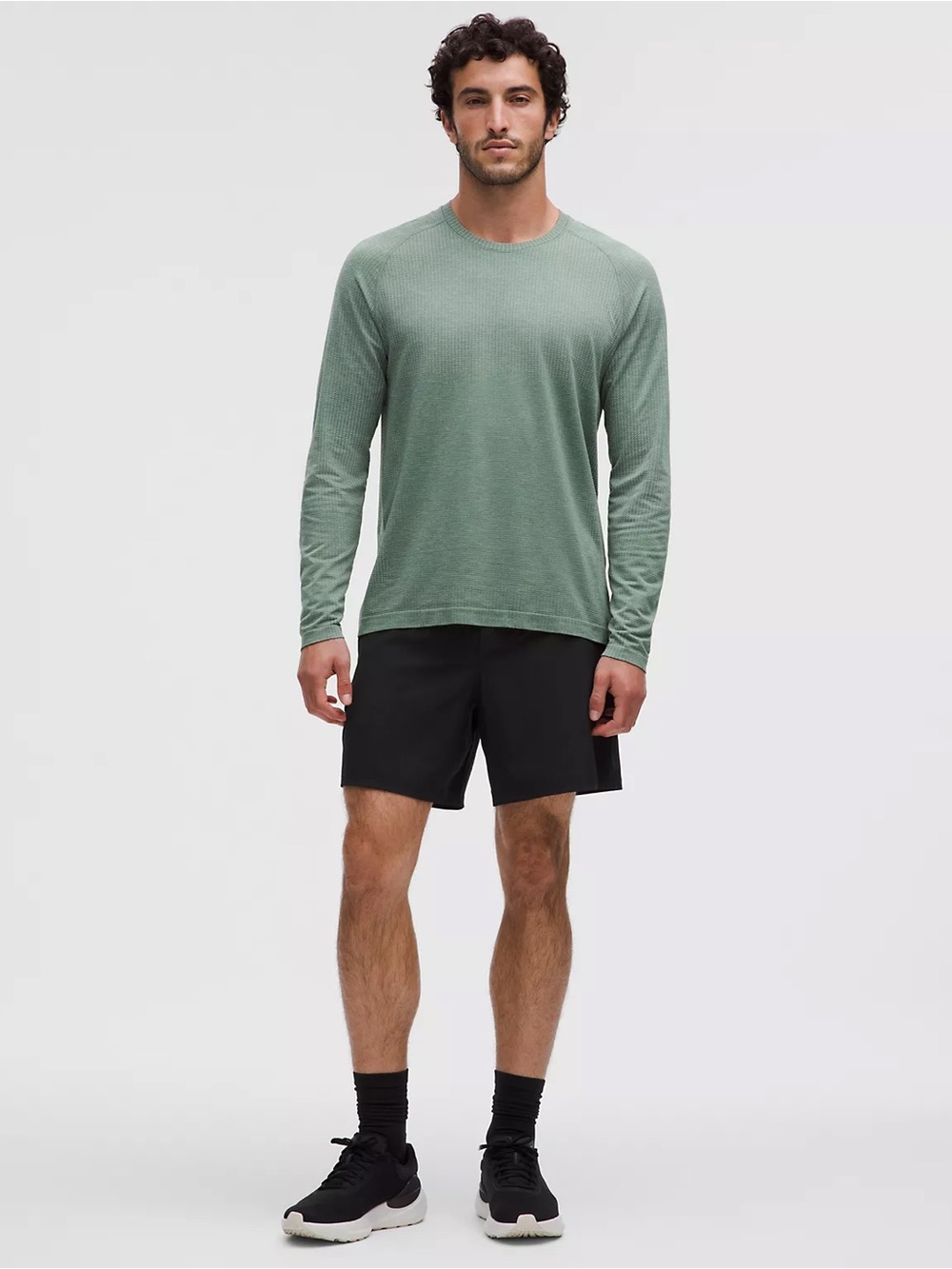 Lululemon Pace Breaker Lined Short 7" Large